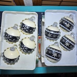 Vintage 8 Count Krebs Glass Christmas Ornaments Black White Glitter Snowflakes